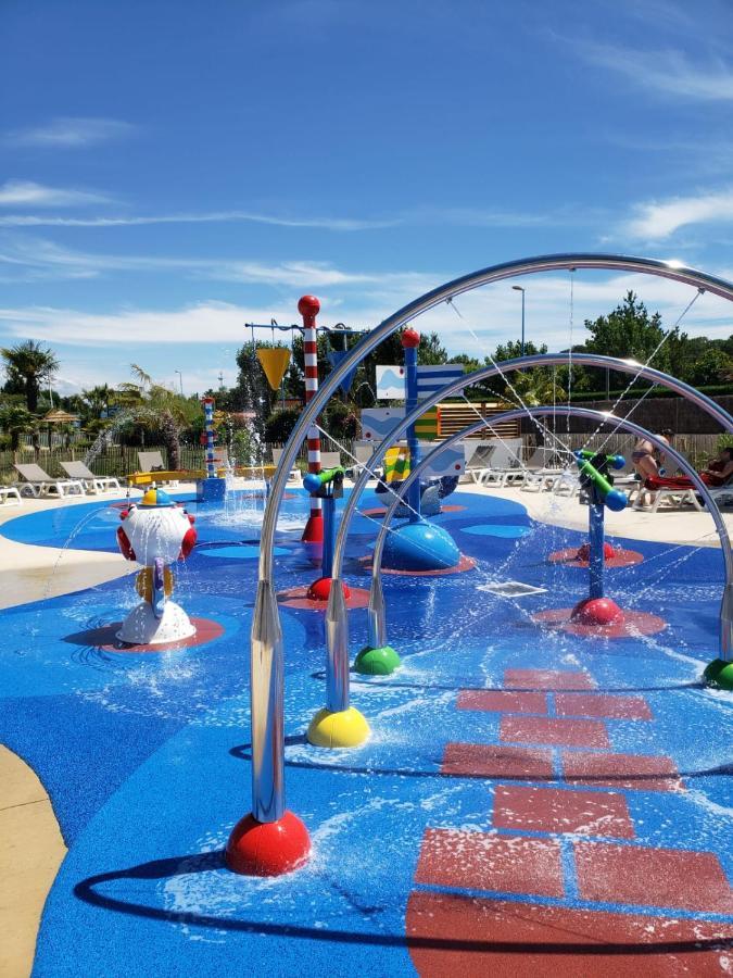 Camping Les Places Dorees Saint-Jean-de-Monts Bagian luar foto